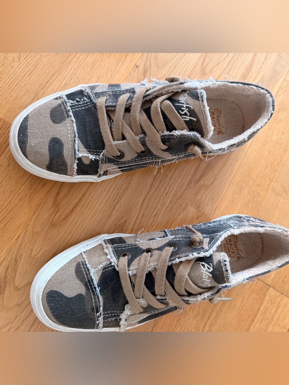 Blowfish Camo Canvas Sneakers - Tan & Black - Picture 2 of 7